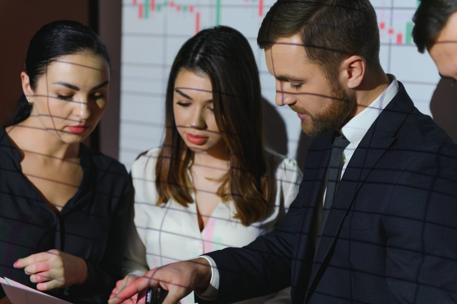 Descubre por qué el análisis es clave en la administración financiera